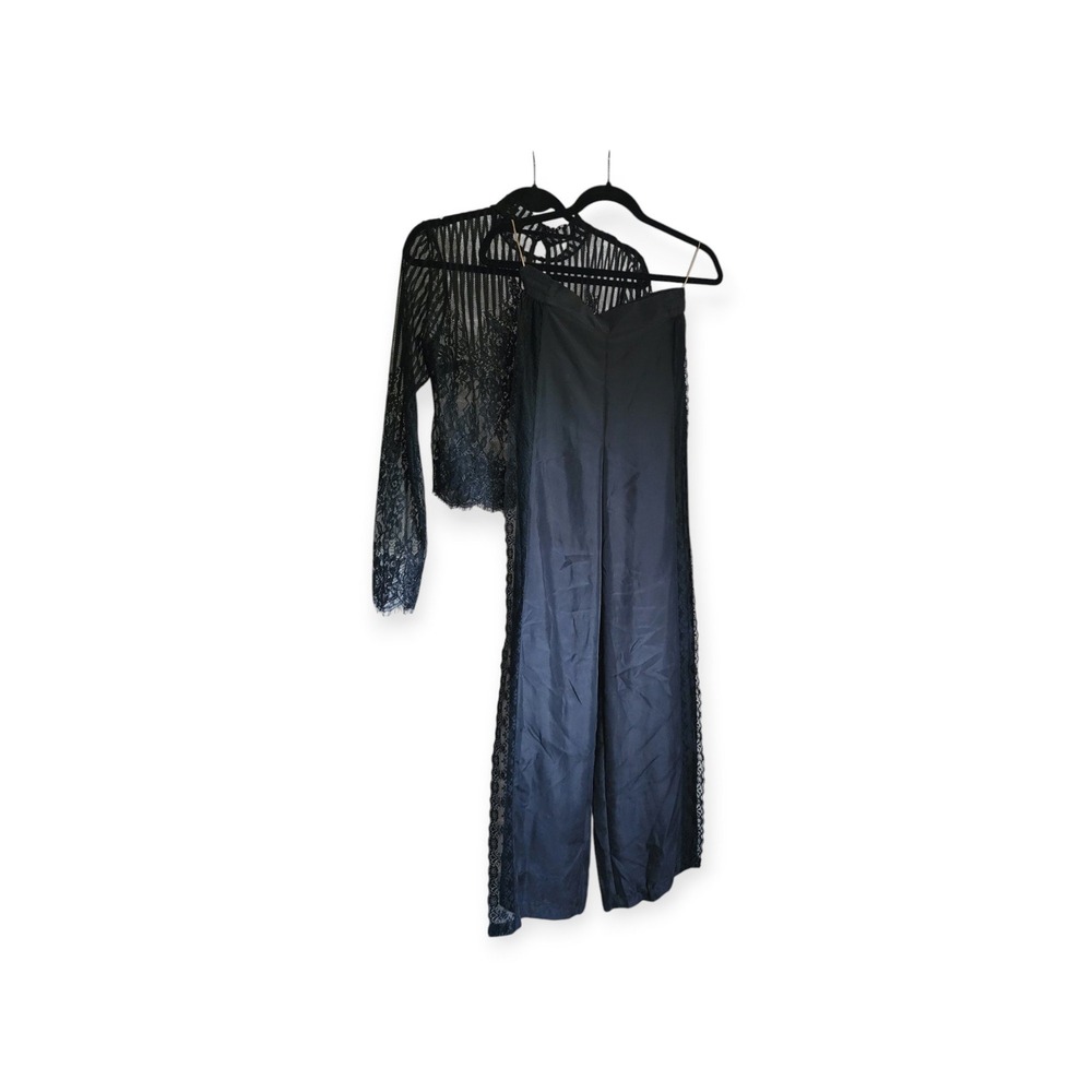 Momoni Silk Pants Wide Leg 42 Paired with Lulus Lace Top Medium BUndle